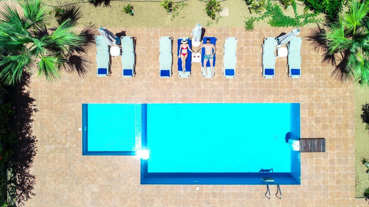Villas Louloudaki Loutra Eksteriør bilde